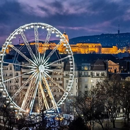 Bright Apartment In The Most Beautiful Street Of Budapest Vaci Street, Fashion Street Bagian luar foto