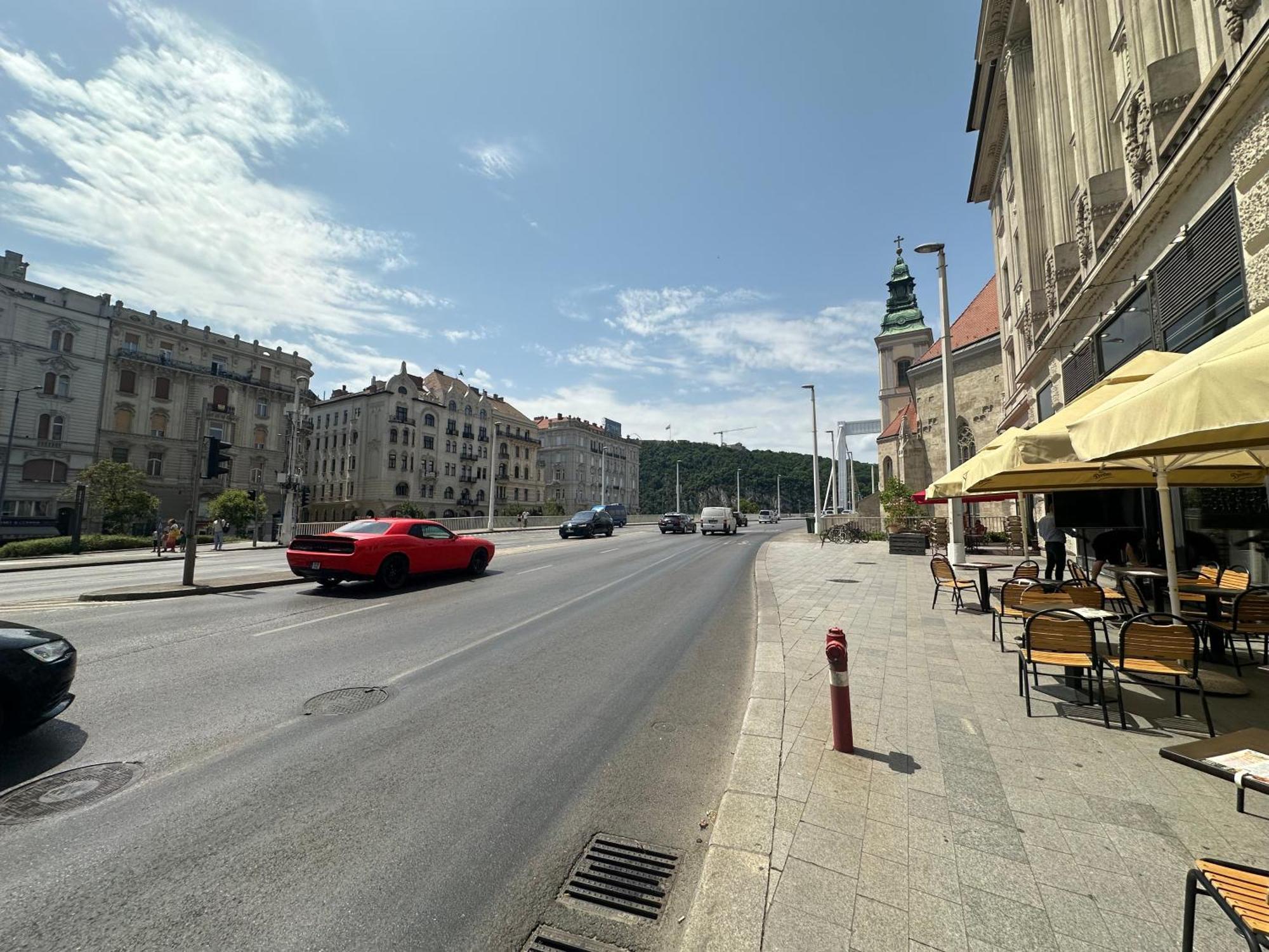 Bright Apartment In The Most Beautiful Street Of Budapest Vaci Street, Fashion Street Bagian luar foto
