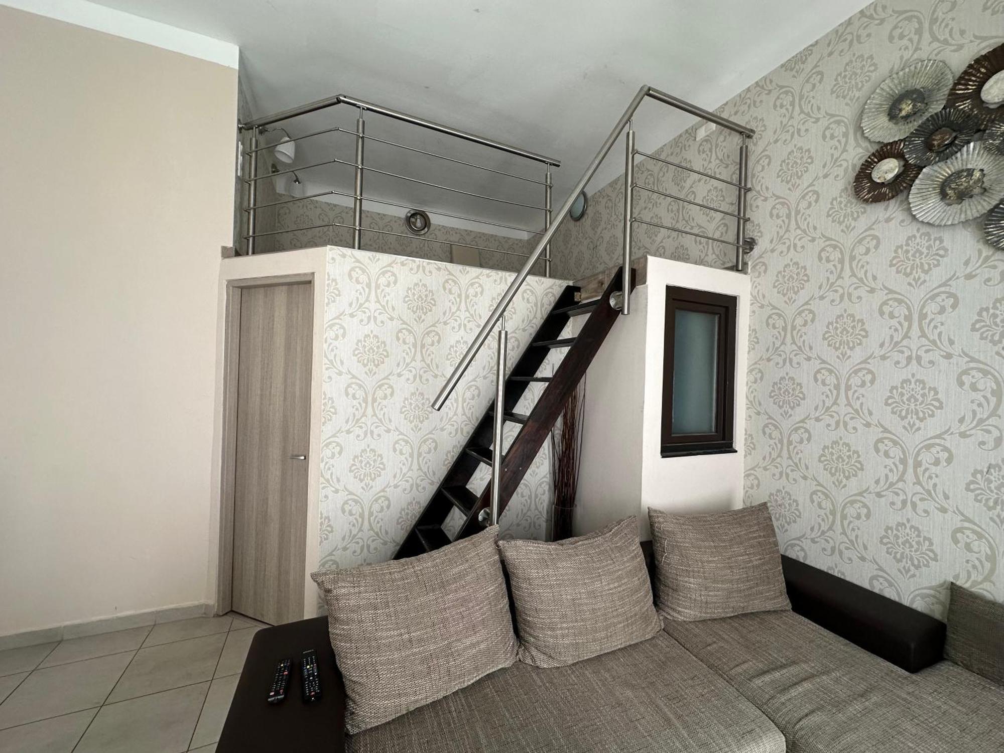 Bright Apartment In The Most Beautiful Street Of Budapest Vaci Street, Fashion Street Bagian luar foto